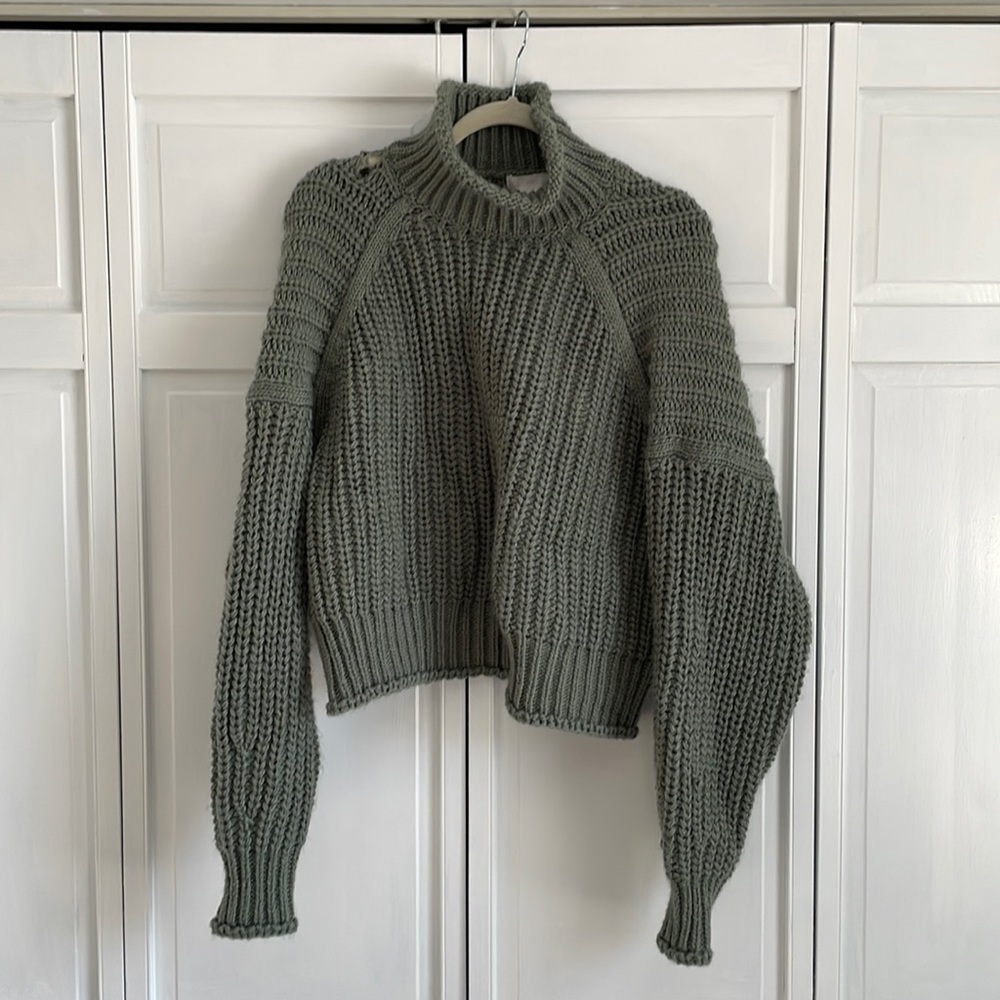 Sweater, size L
